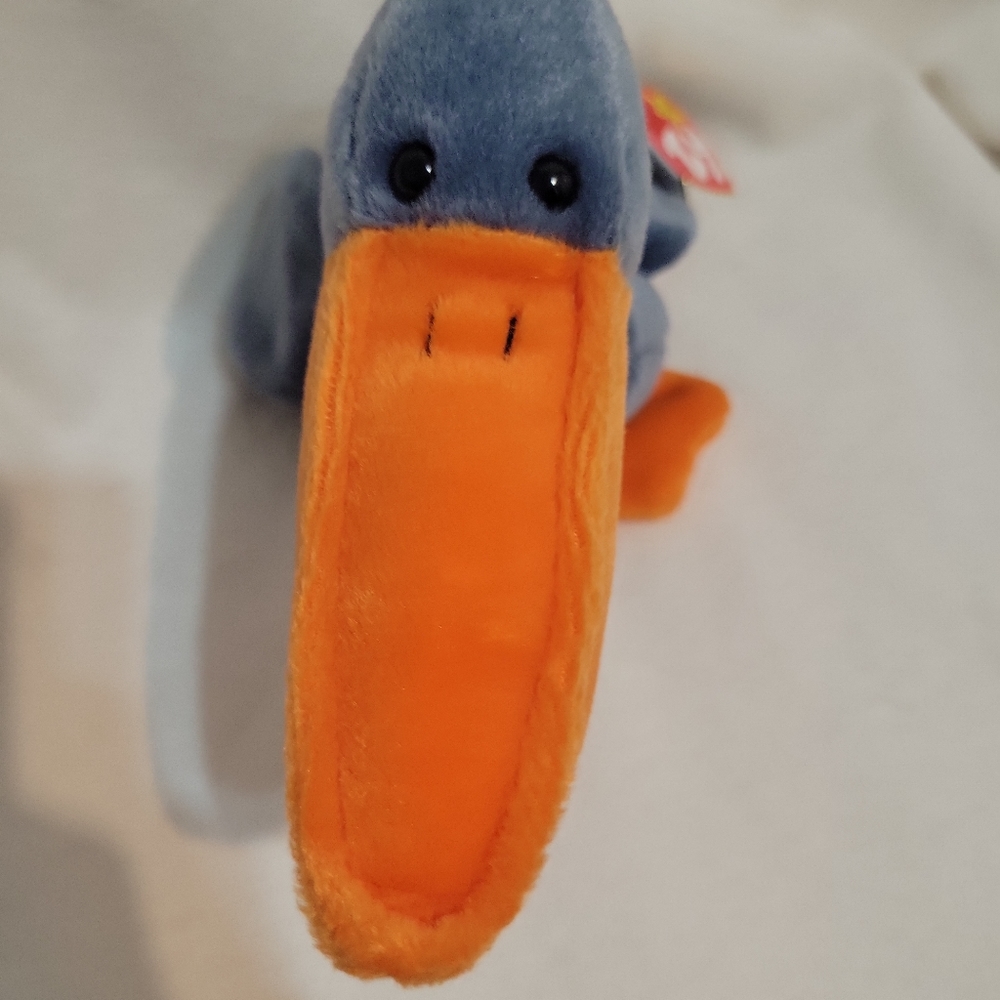 1996 VINTAGE RETIRED TY Beanie Baby, SCOOP the Pelican PE Pellets Mint Tags
